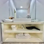 Bright Near Bolhao Metro Station Apartman *