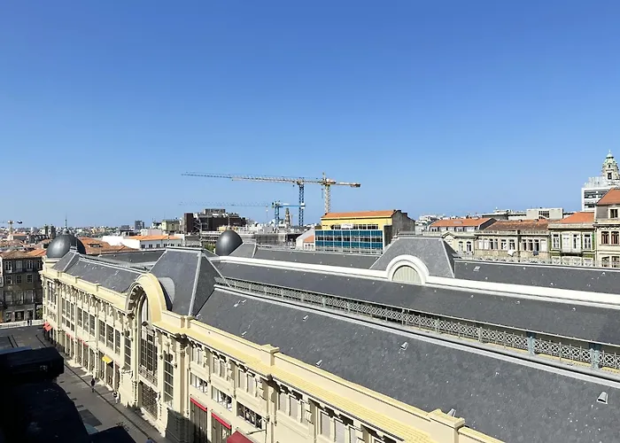 Bright Near Bolhao Metro Station