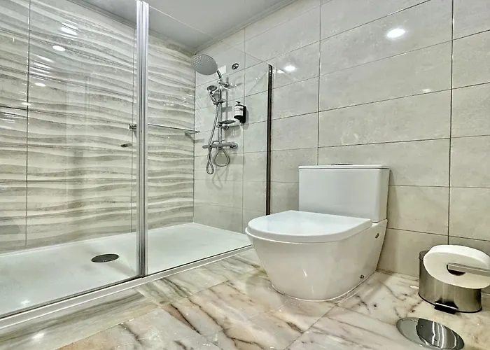 Bright Near Bolhao Metro Station Porto