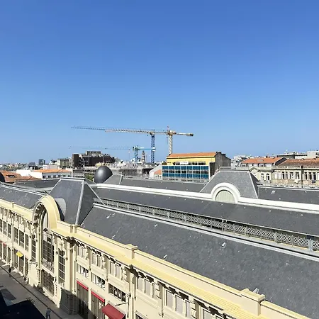 Bright Near Bolhao Metro Station